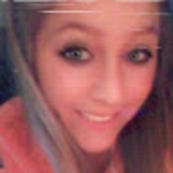 Meet your Posher, Shaina - Picture 1 of 1